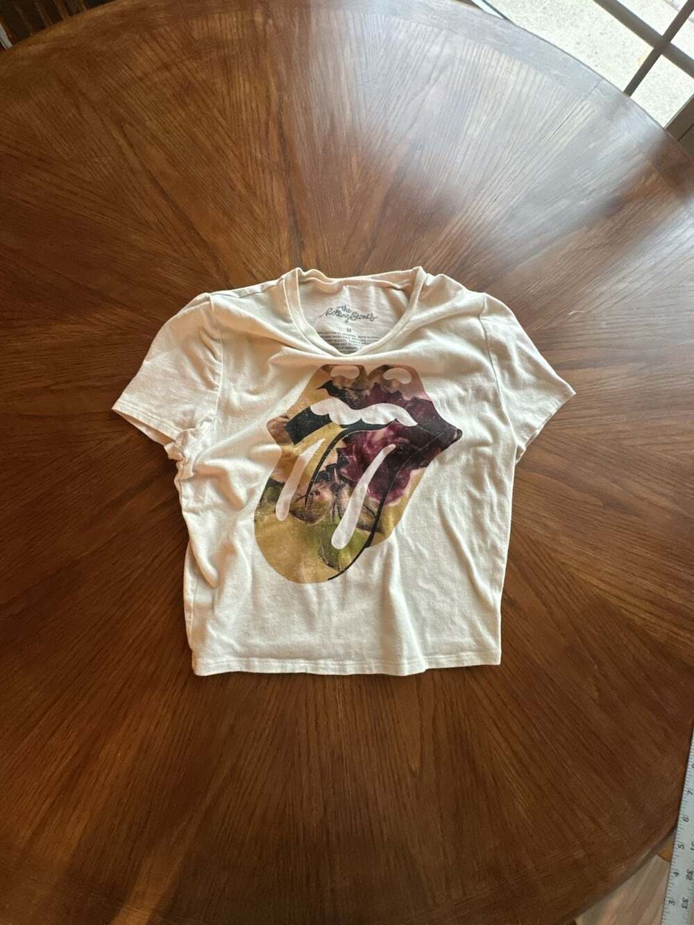 The Rolling Stones Cropped T-Shirt Size Medium